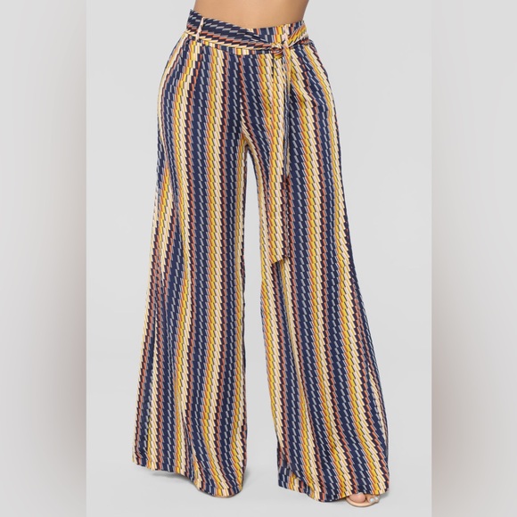 BRAND NEW 🔥 FASHION NOVA ISLAND IN THE SUN MATCHING SET (crop top and pants) - Picture 6 of 16